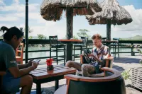 Golden Point Resort - Разрешено размещения с домашними животными