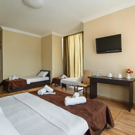 Hotel Egrisi