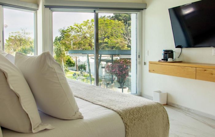 Xhiara Hotel