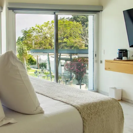 Xhiara Hotel