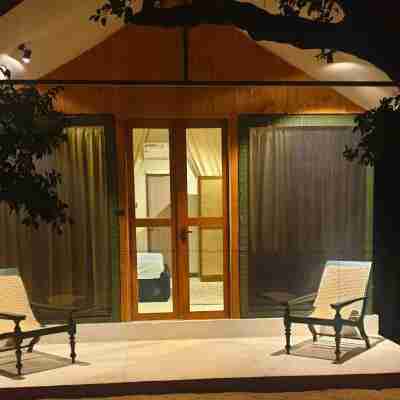 Enchanted Escapes Yala Hotel Exterior