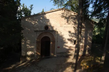 Palazzo Bonfranceschi Отели в г. Кампоротондо-ди-Фьястроне