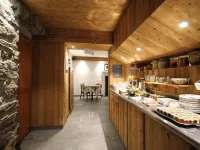 Hôtel du Crêt Rond Hotels in Valloire