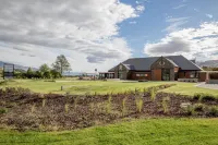The Harvest Hotel Hotels near Scott Base Vineyard