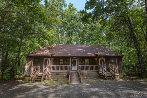 Springmaid Mountain Retreat & Stables Hotels in Spruce Pine