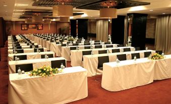 Mount Meru Hotel