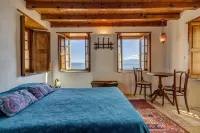 Malvasia Traditional Hotel - balcony