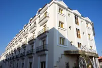 BS Principe Felipe Hotels near Trincheras de Atarfe