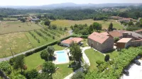 Torres de Moreda Hotels near Pazo de Altamira Cumeiro