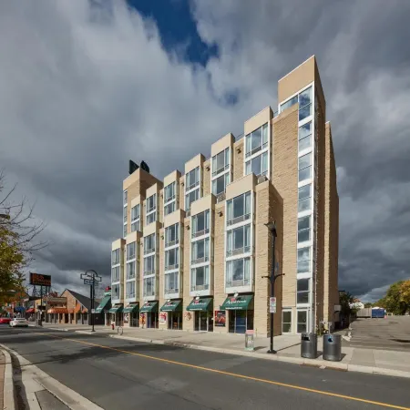 The Falls Hotel & Inn