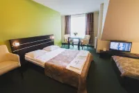 Biała Akacja Resort & Business Hotel a 