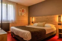 Logis Hotel le Lac Hotels in Les Orres