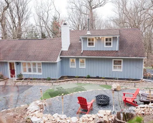 Cowry Acres - 11 Acre Enchanted Retreat, Hot Tub Hotels in Buckingham Township