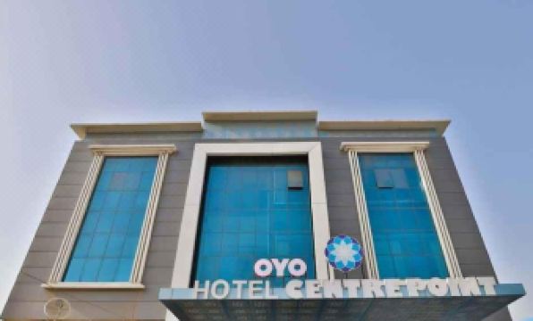 HOTEL CENTRE POINT - Housity