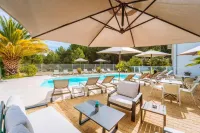 Logis Hôtel la Forestière - Pools