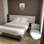 Logis Auberge des Voyageurs Отели в г. Понт-а-Муссон