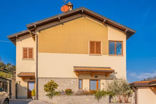 La Baia with Breathtaking Lake Views by Wonderful Italy