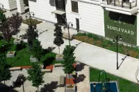 Boulevard 114