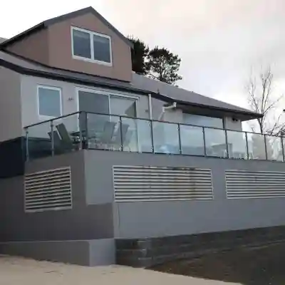 Snowhaven Hotel Exterior