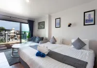 Two Chefs Inn - Inns