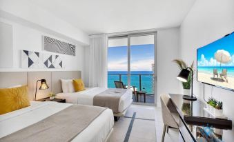 Oceanfront Balcony - Amazing Pools - Gym