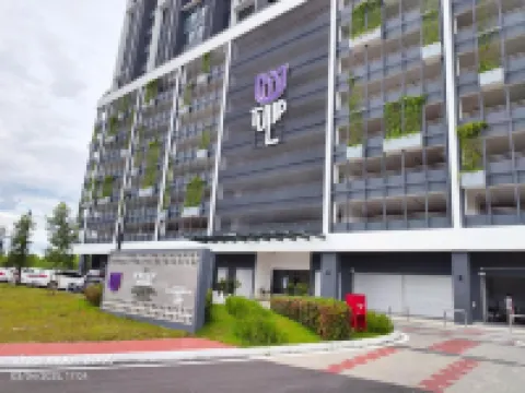 TR12 tulip elmina 5pax Big cinema movie 1 free parking