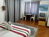 Beachfront Hotel Cha Am