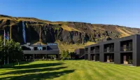 Seljalandsfoss Horizons