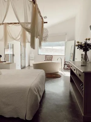 La Maga Rooms Hotels in Costera