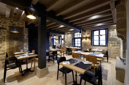 Les Maisons du Pont - Charme & Caractère Отели в г. Крёз