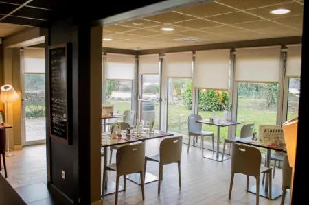 Campanile Agen Отели в г. Рокфор