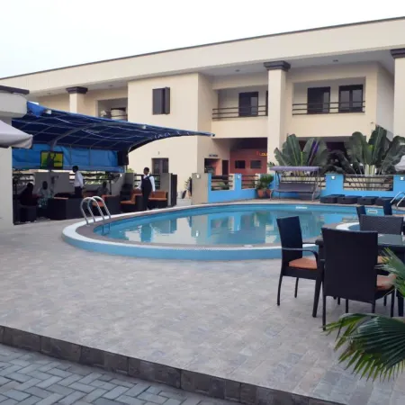 De Santos Hotel