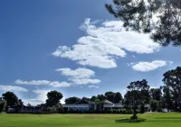 Renmark Country Club Hotels in Paringa