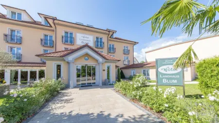 Heuboden Hotel Landhaus Blum Отели в г. Айхштеттен