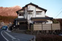 Yufuin Country Road Youth Hostel Hotel a 