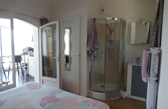 愛斯特爾全海景住宿加早餐旅館