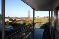 آشبوري بارك موتل فنادق في تيمارو