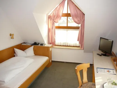 Hotel Garni Schmid Hotels in Neu-Ulm