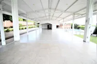 Amazilia Hotel Hotels in Cartago