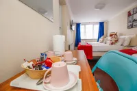 Harris Guest Accommodation Hotels in Littlemore