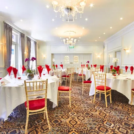 The George Hotel