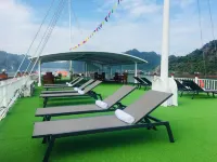 Calypso Cruises Hotels in Cát Hải