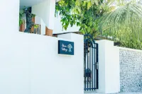 Ahiva Village Hotel a 