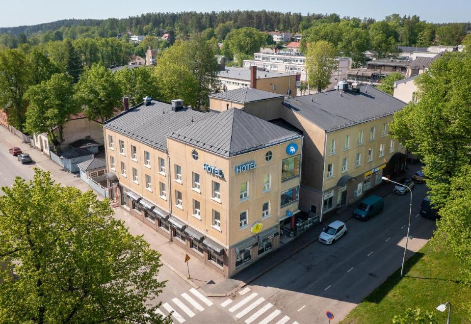 hotel overview picture