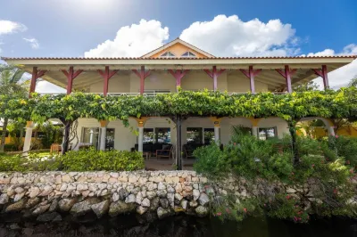 Spanish Water Marina Apartments Hotels in Jan Thiel