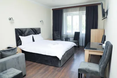 Aragast Hotel