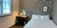 Grim Garden Guesthouse - Deluxe Double Room