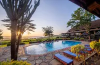 Lake Nakuru Lodge - Rooftop Pools