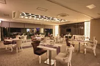 Demonti Hotel - Bữa sáng