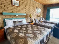 Sunrise Motel Hotels in Barooga